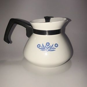 Corning Ware Vintage Cornflower Blue 6 Cup Tea Coffee Pot with Metal lid